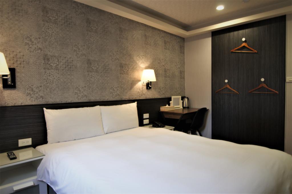 泊居旅店 Oursinn Hotel Тайбэй Экстерьер фото