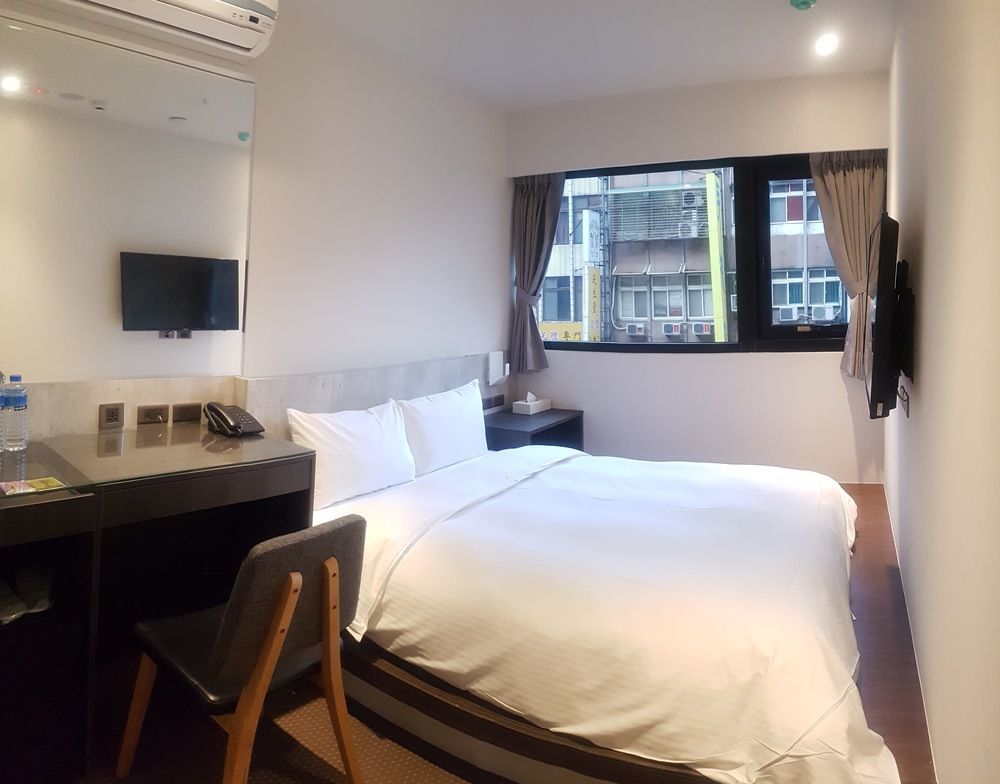 泊居旅店 Oursinn Hotel Тайбэй Экстерьер фото